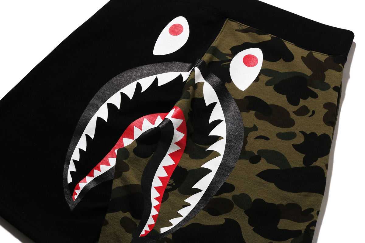 BAPE BAPE 1ST CAMO BACK SHARK SWEAT SHORTS ショートパンツ 商品画像 6