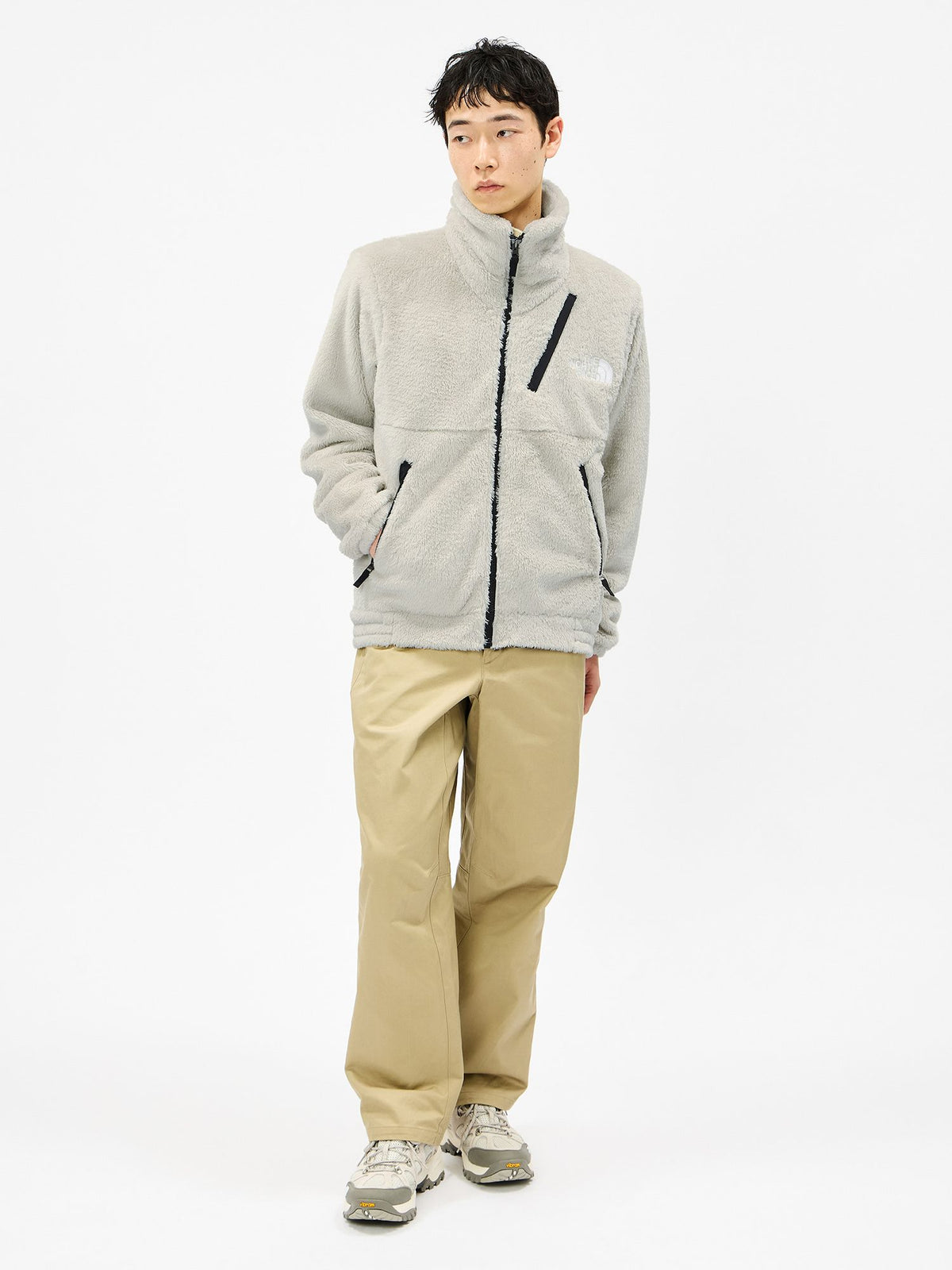 THE NORTH FACE(ザ・ノース・フェイス) ｜バーサロフトジャケット（メンズ）｜品番：NA62550｜画像1
