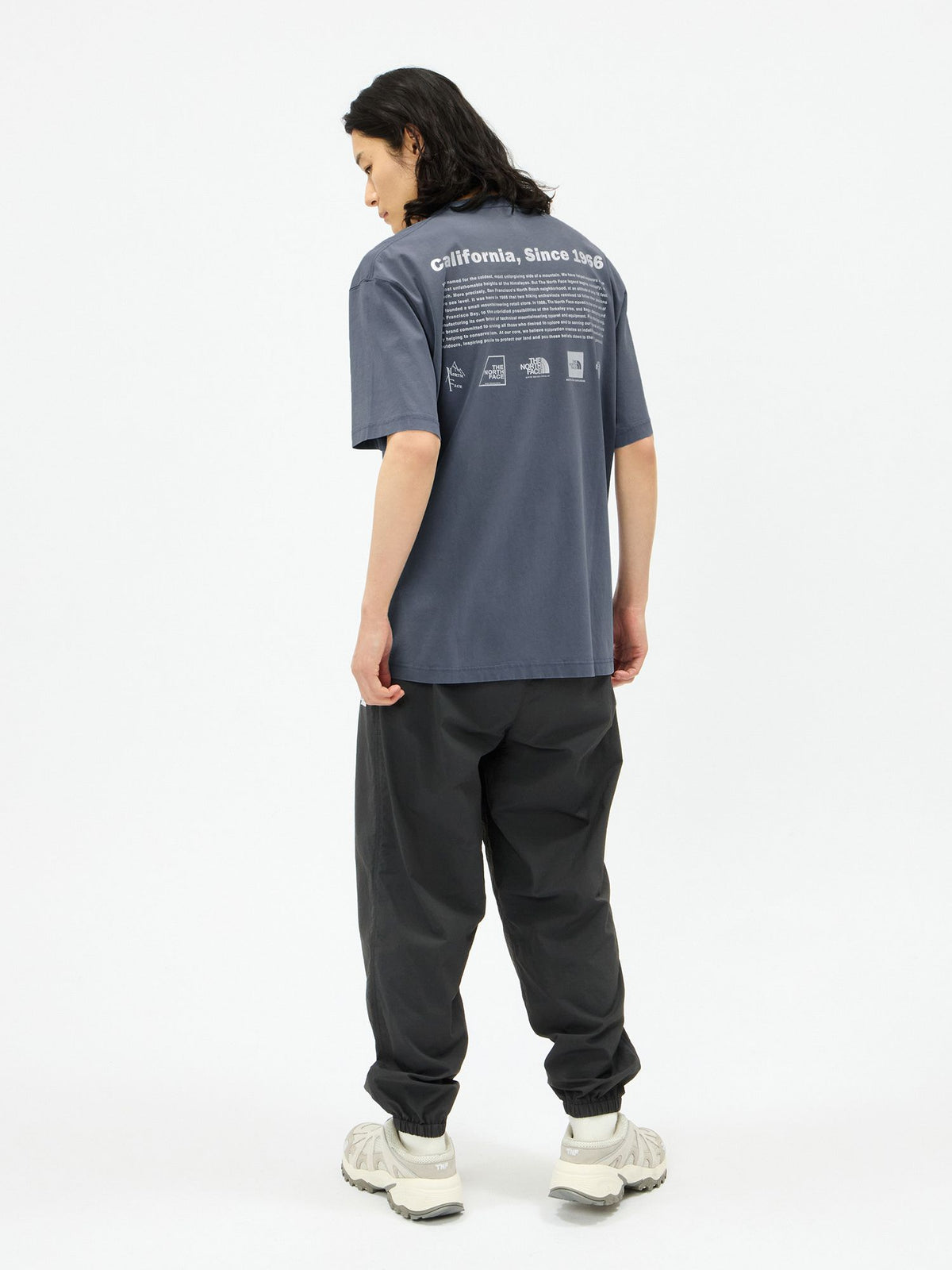 THE NORTH FACE(ザ・ノース・フェイス) ｜ショートスリーブウォッシュドヒストリカルロゴティー（ユニセックス）｜品番：NT82642｜画像1