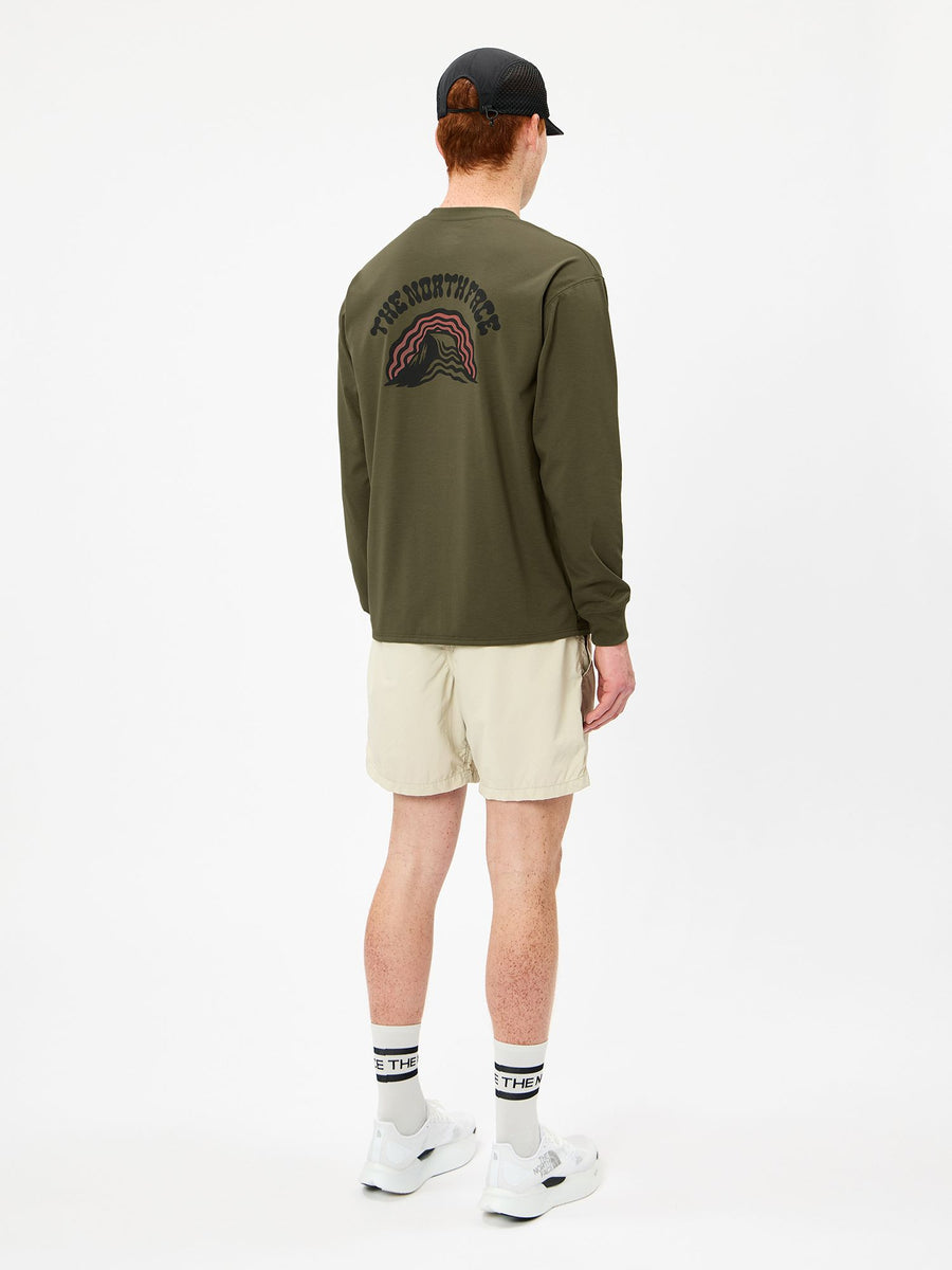 THE NORTH FACE(ザ・ノース・フェイス) ｜ロングスリーブフリーラングラフィッククルー（ユニセックス）｜品番：NT62693｜画像1