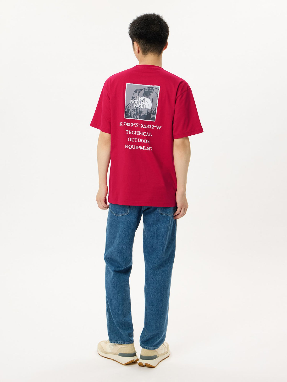 THE NORTH FACE(ザ・ノース・フェイス) ｜ショートスリーブハーフドームスクエアロゴティー（ユニセックス）｜品番：NT82637｜画像1