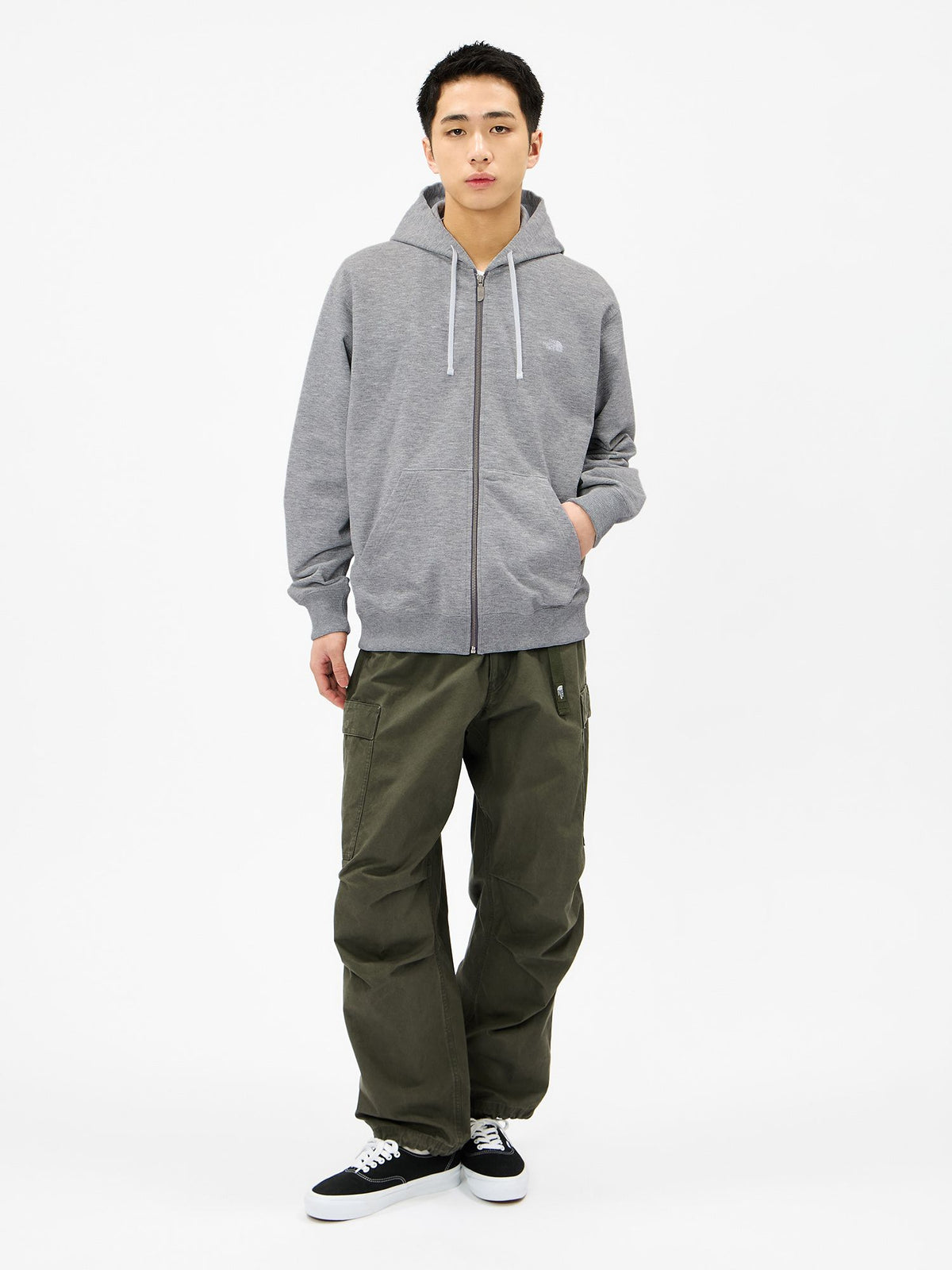 THE NORTH FACE(ザ・ノース・フェイス) ｜スモールロゴヘザースウェットフルジップフーディ（ユニセックス）｜品番：NT62639｜画像1