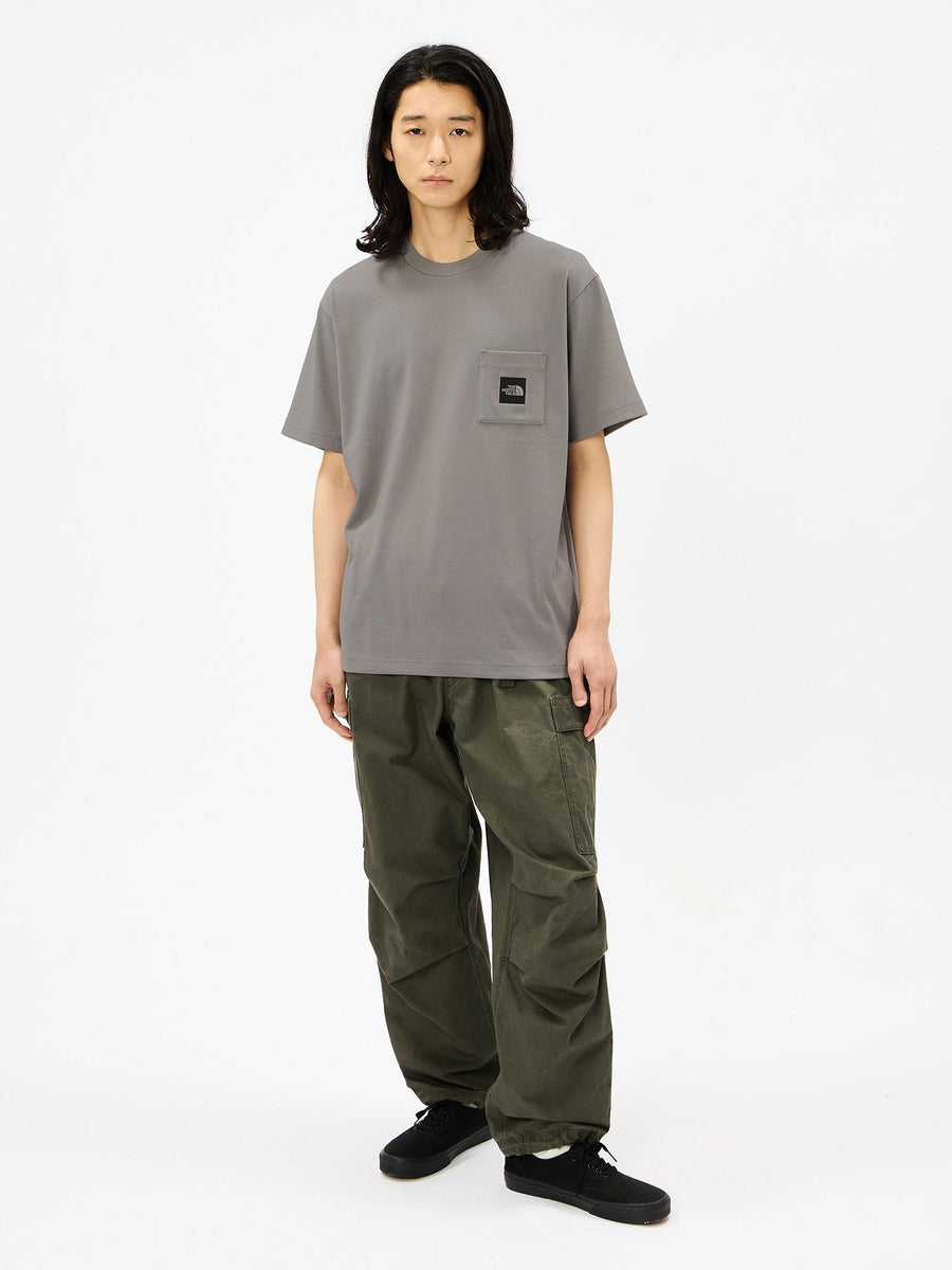 THE NORTH FACE(ザ・ノース・フェイス) ｜ショートスリーブスクエアロゴポケットティー（ユニセックス）｜品番：NT82541｜画像1