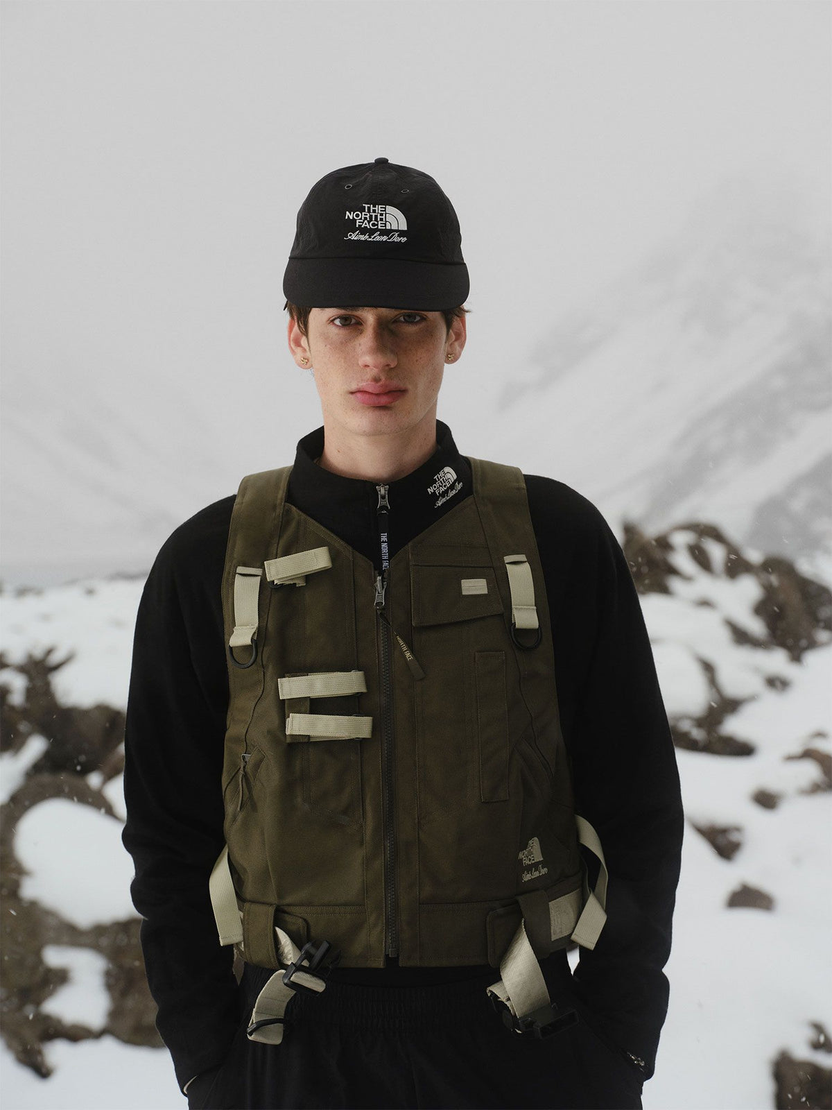 THE NORTH FACE(ザ・ノース・フェイス) ｜エメ・レオン・ドレ ドットニットウールモックネック（ユニセックス）｜品番：NT52610AD｜画像4