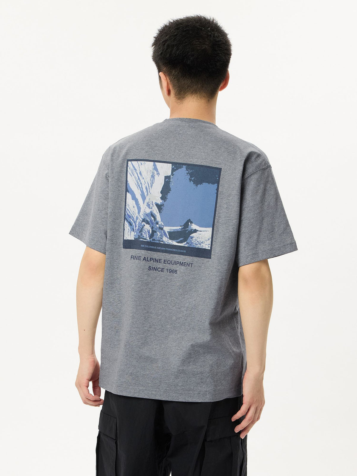 THE NORTH FACE(ザ・ノース・フェイス) ｜ショートスリーブロックウォールグラフィックティー（ユニセックス）｜品番：NT82636｜画像8
