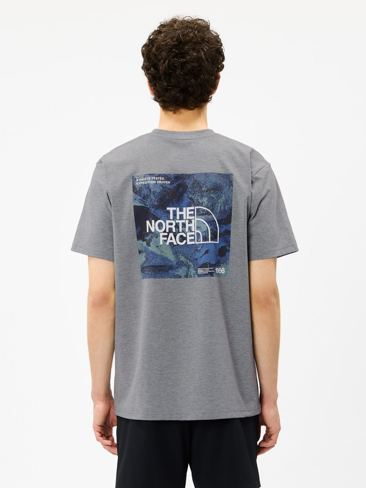 THE NORTH FACE(ザ・ノース・フェイス) ｜ショートスリーブ ES スクエアロゴティー（メンズ）｜品番：NT82670｜画像8