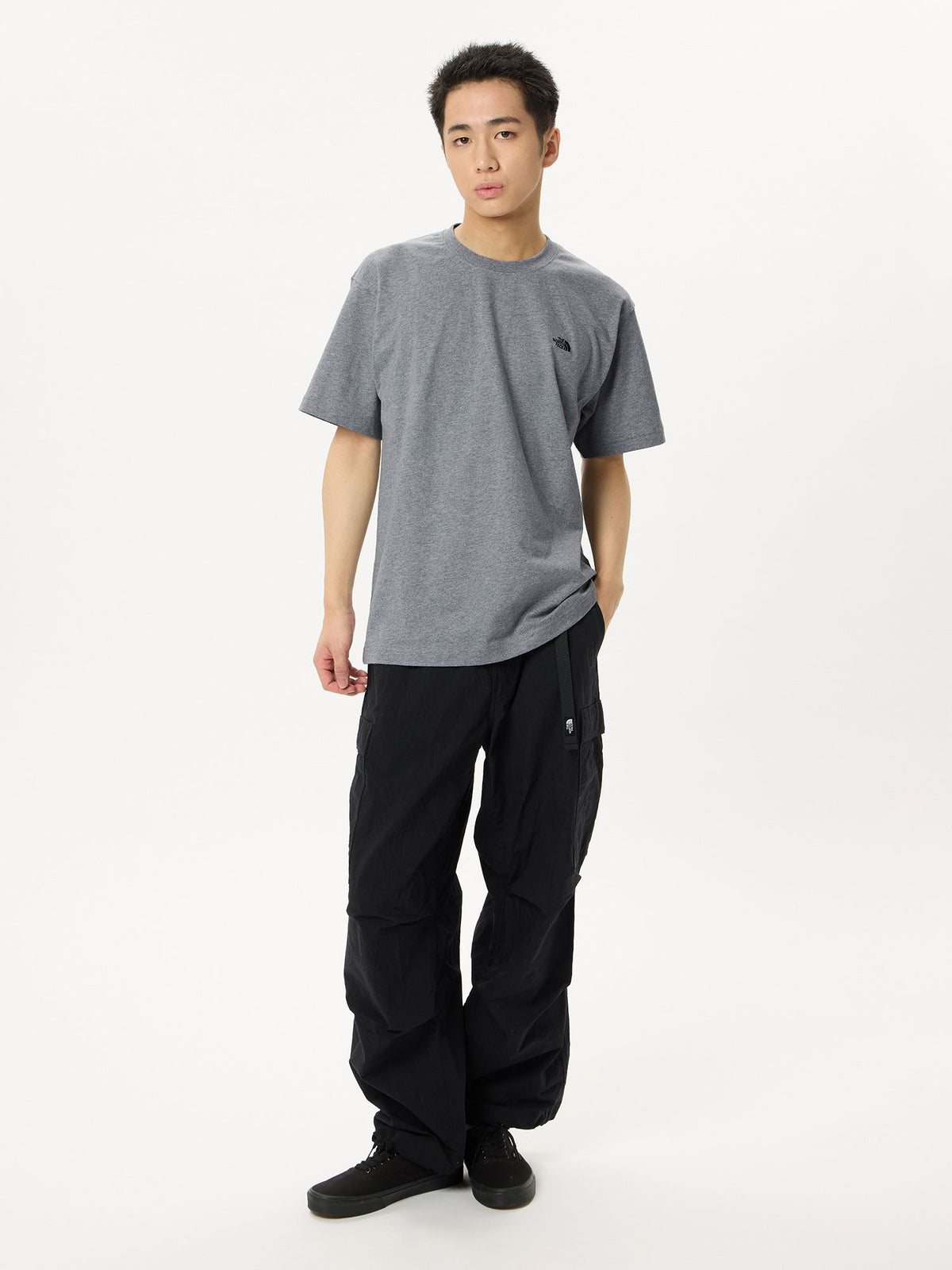 THE NORTH FACE(ザ・ノース・フェイス) ｜ショートスリーブロックウォールグラフィックティー（ユニセックス）｜品番：NT82636｜画像9