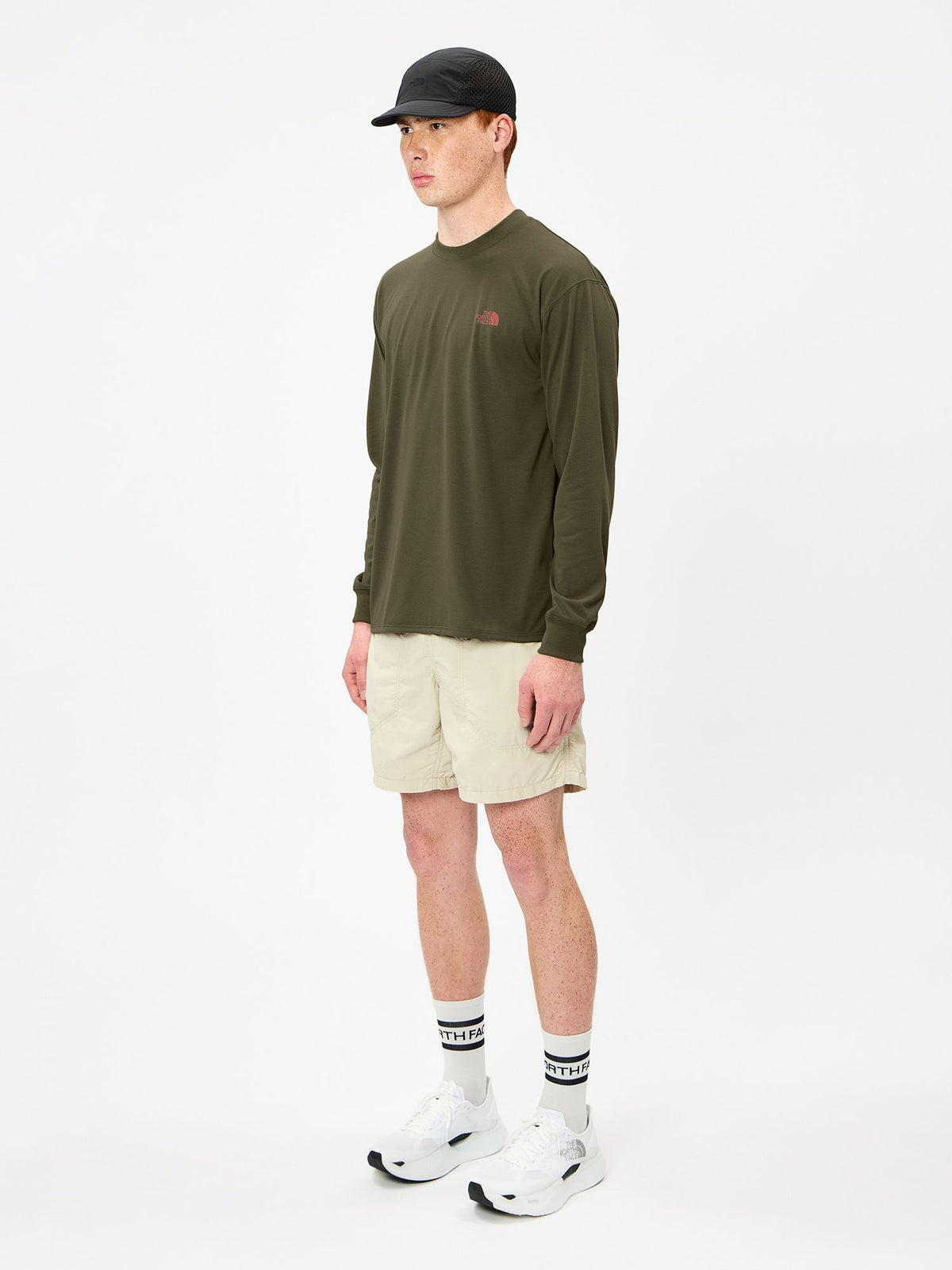 THE NORTH FACE(ザ・ノース・フェイス) ｜ロングスリーブフリーラングラフィッククルー（ユニセックス）｜品番：NT62693｜画像9