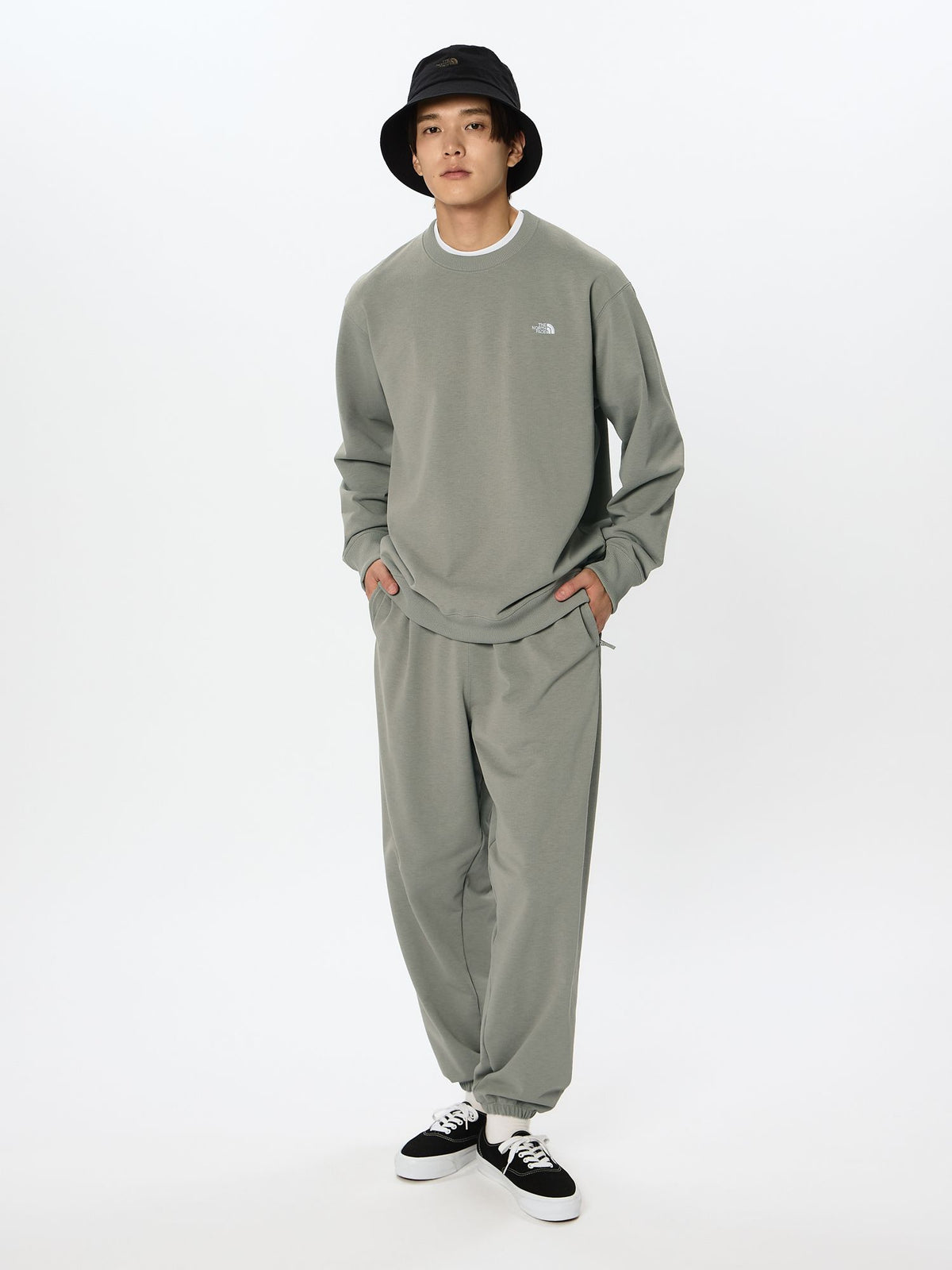 THE NORTH FACE(ザ・ノース・フェイス) ｜スモールロゴヘザースウェットクルー（ユニセックス）｜品番：NT62532｜画像9