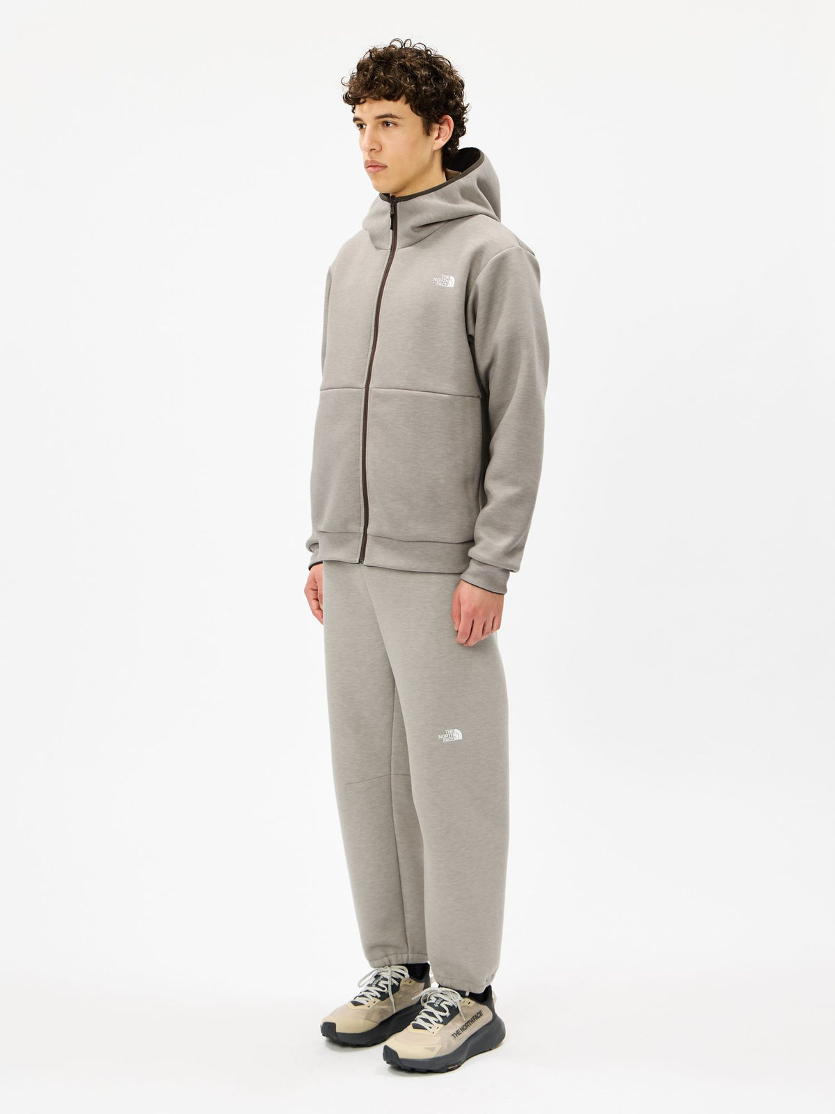 THE NORTH FACE(ザ・ノース・フェイス) ｜リバーシブルテックエアーフーディ（メンズ）｜品番：NT62580｜画像9