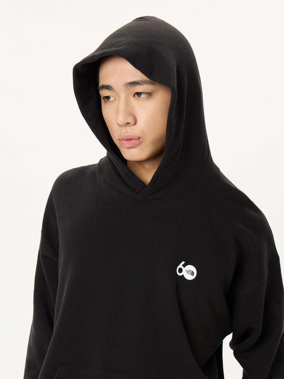 THE NORTH FACE(ザ・ノース・フェイス) ｜60th グラフィックロゴフーディ（ユニセックス）｜品番：NT62642｜画像9