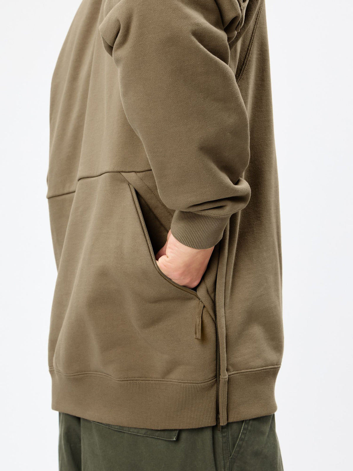 THE NORTH FACE(ザ・ノース・フェイス) ｜CRスウェットクルー（ユニセックス）｜品番：NTM62510｜画像12