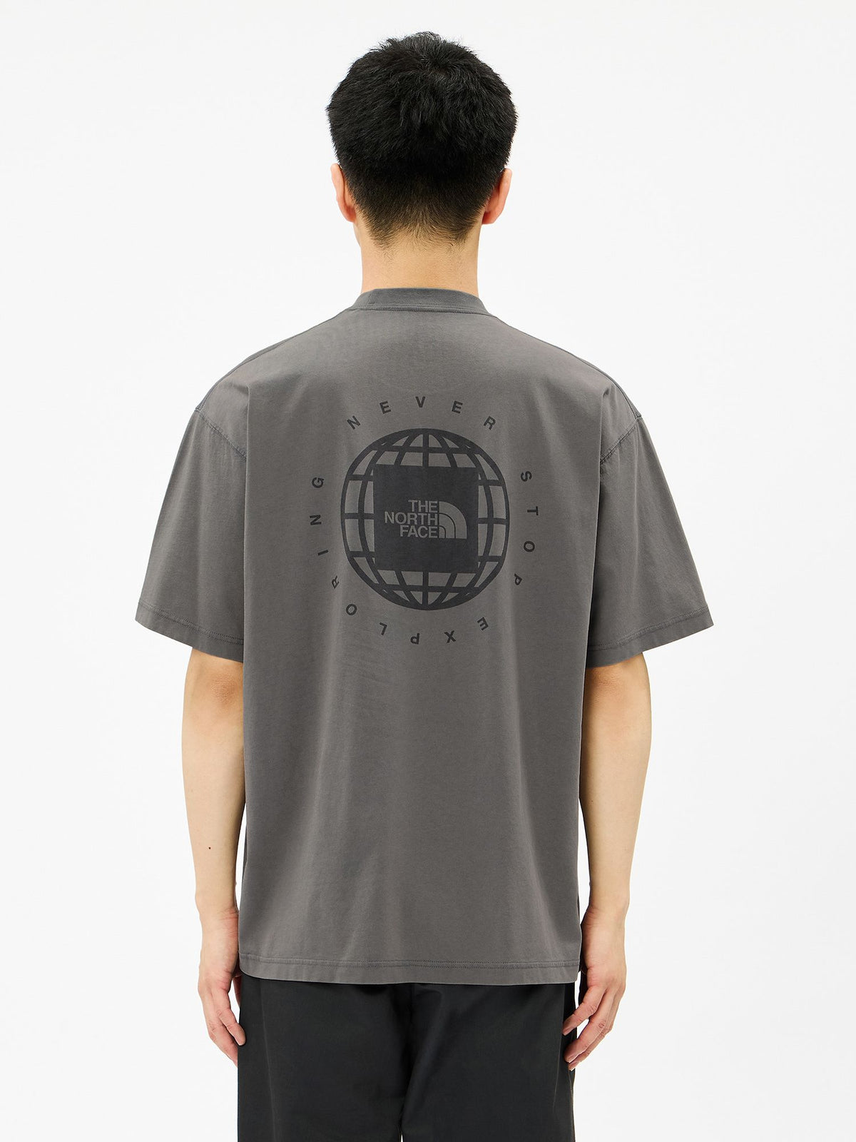 THE NORTH FACE(ザ・ノース・フェイス) ｜ショートスリーブウォッシュドジオスクエアロゴティー（ユニセックス）｜品番：NT82643｜画像10