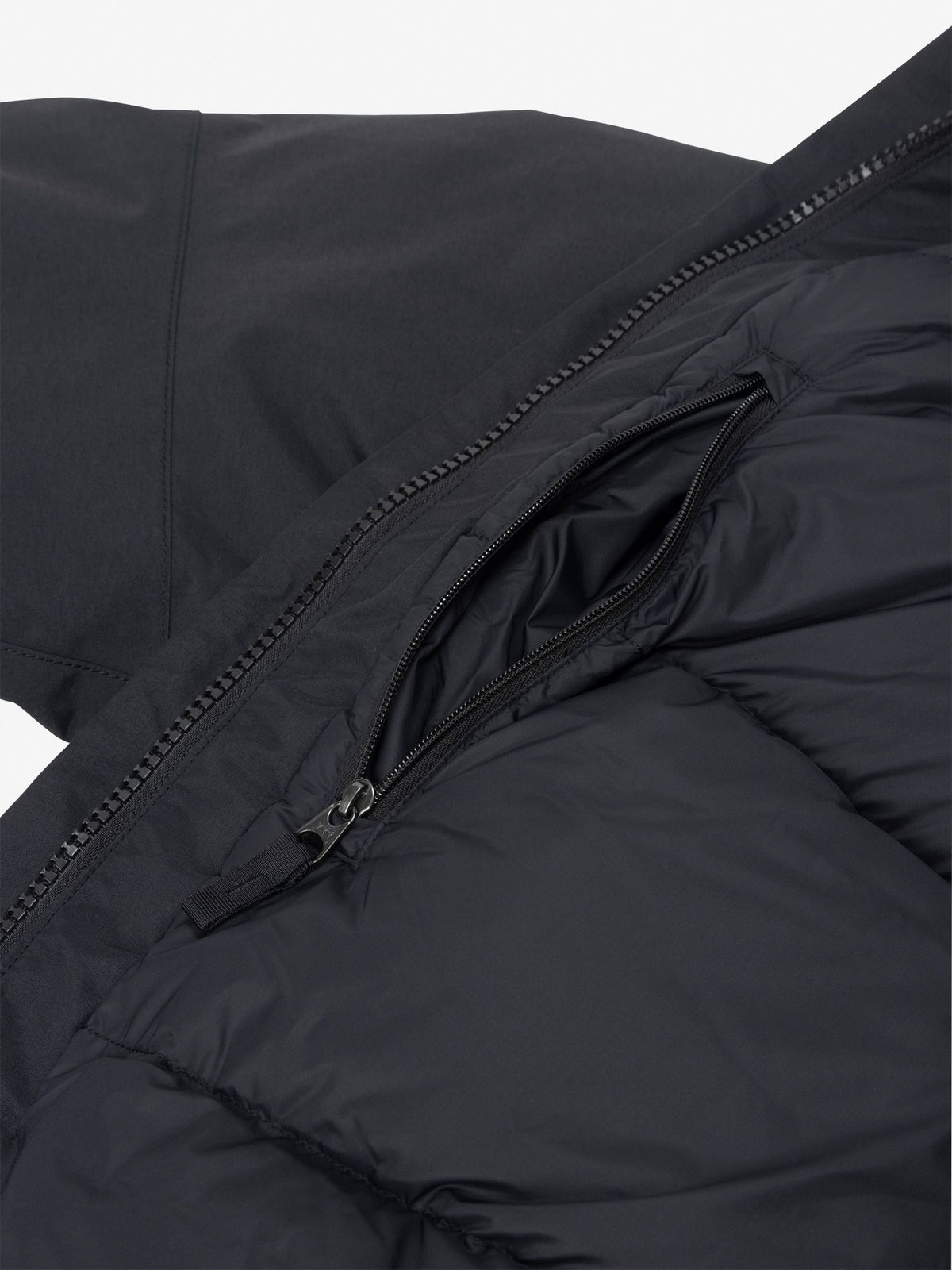 THE NORTH FACE(ザ・ノース・フェイス) ｜マウンテンダウンジャケット（ユニセックス）｜品番：ND92549｜画像21